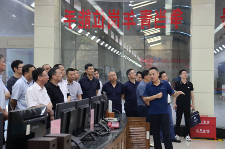 湖南省国资委国企党建与现代经济理论培训班赴株洲航电分九游会·（J9）官方网站开展党建工作交流
