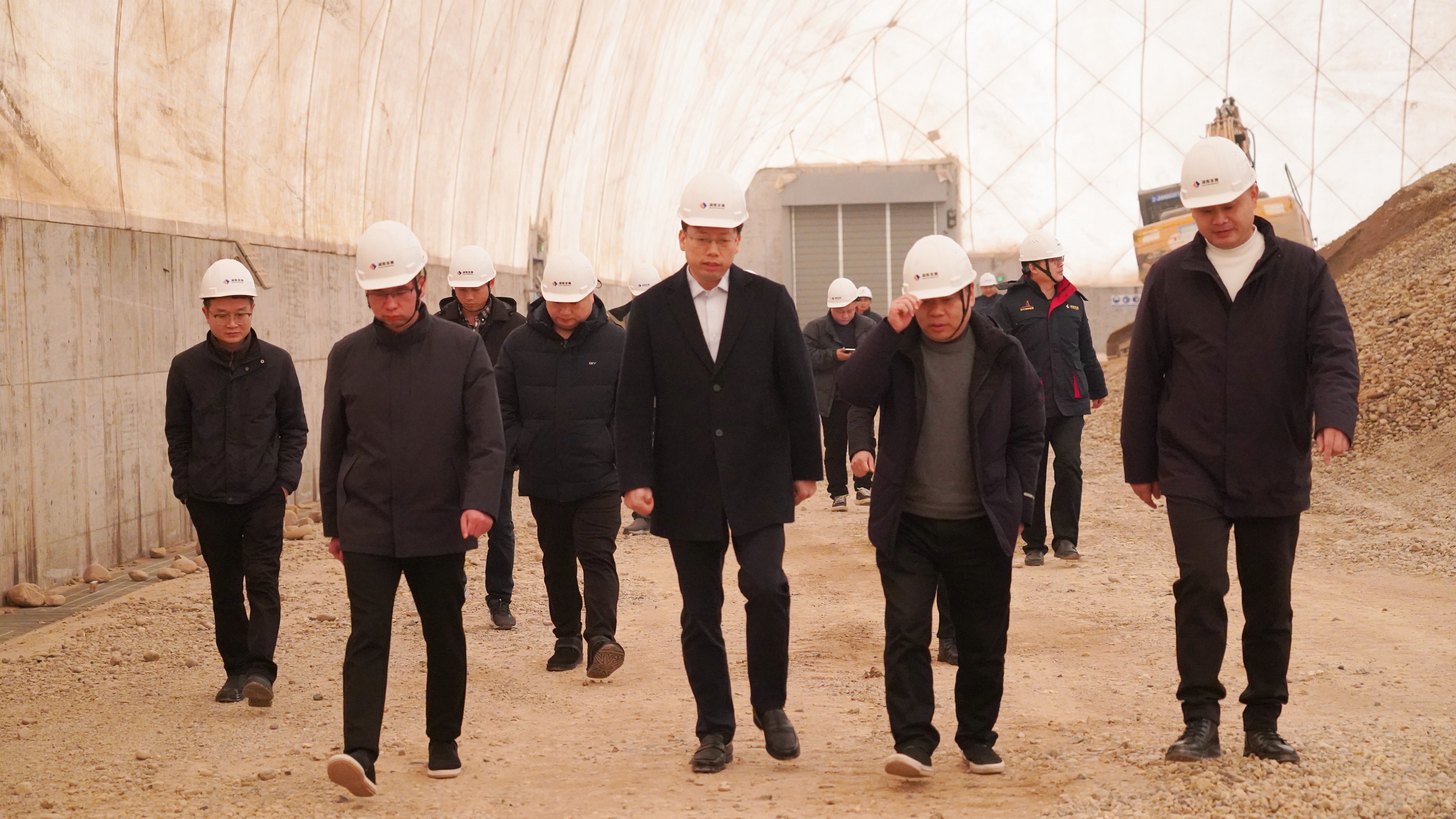 沅江市委副书记张心镜一行调研登录入口机制砂和砂石集散中心项目